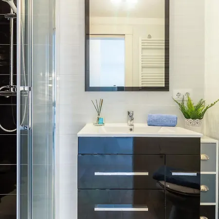 Club Nautic-24 By Interhome * Empuriabrava